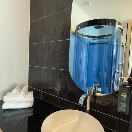 Bed & Breakfast Gaveto De Lisboa - Charming House Ponta Delgada